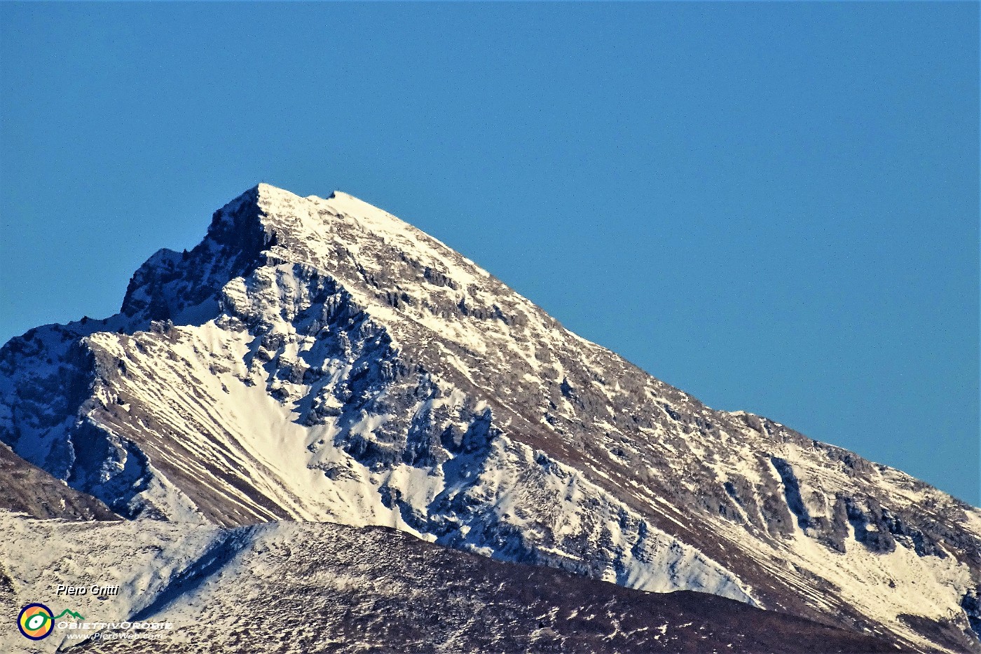 53 Zoom sul Pizzo Arera.JPG